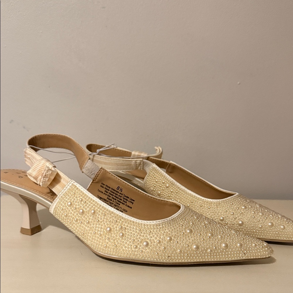 Elegant Pearl Cream Slingback Kitten Heels